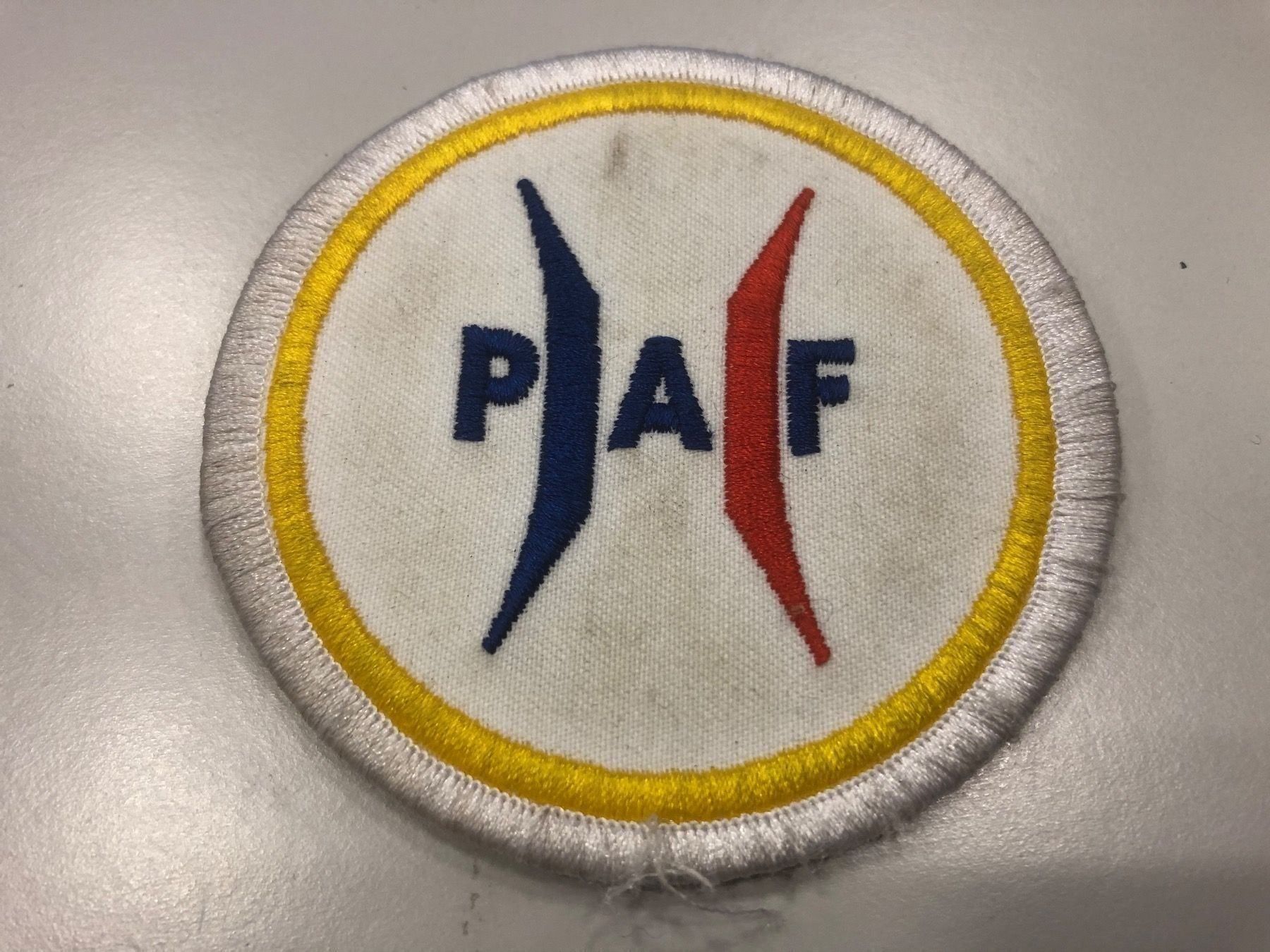 Placchette & Badge: abzeichen badge PAF police – Usato da Lyss venduto da Schmuggler