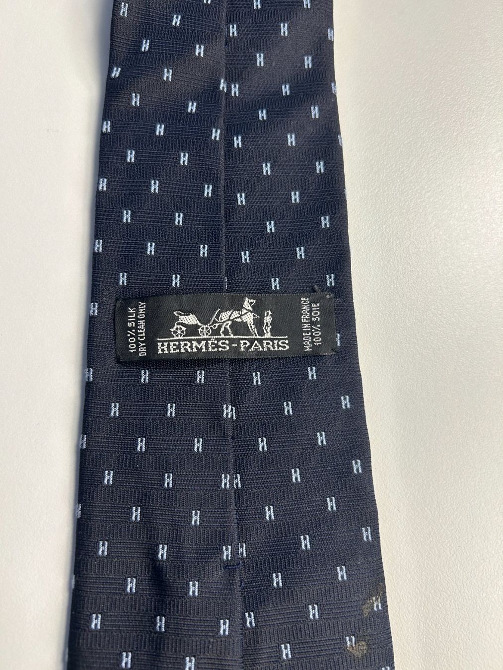 Hermès Cravatte: Hermès Unzip Krawatte – Nuovo (secondo la descrizione) da Bern venduto da kurtikobolt74 2