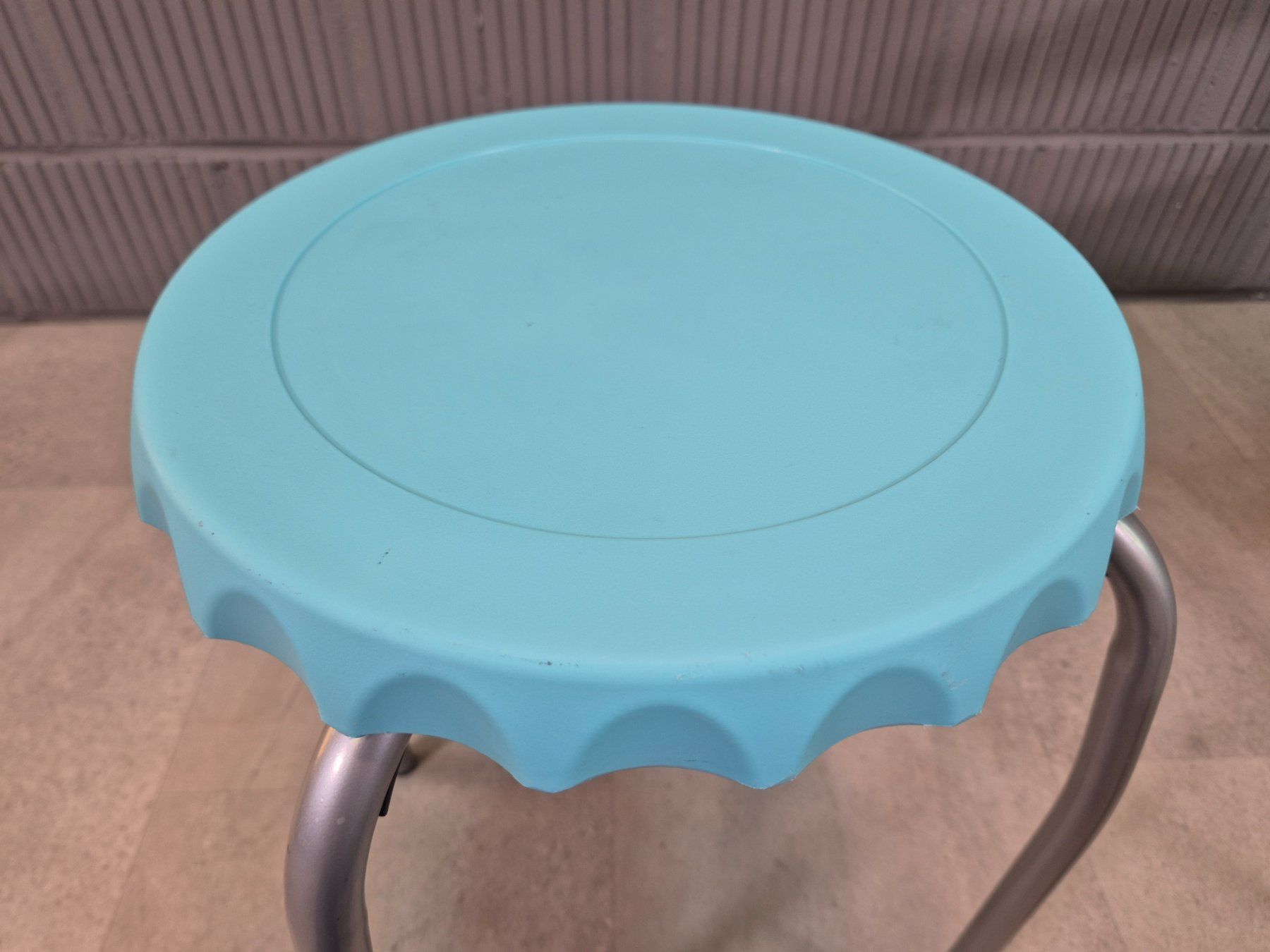 Sgabelli: 2 Kult Bierdeckel Stool Hocker,Stapelhocker,Tabouret,Höcker – Usato da Nottwil venduto da Wondewa-Shop 2
