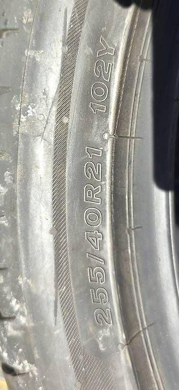 Altro in Scrittura & Disegno: 255.40.21 gomme estive – Usato da rivera venduto da majonki 1