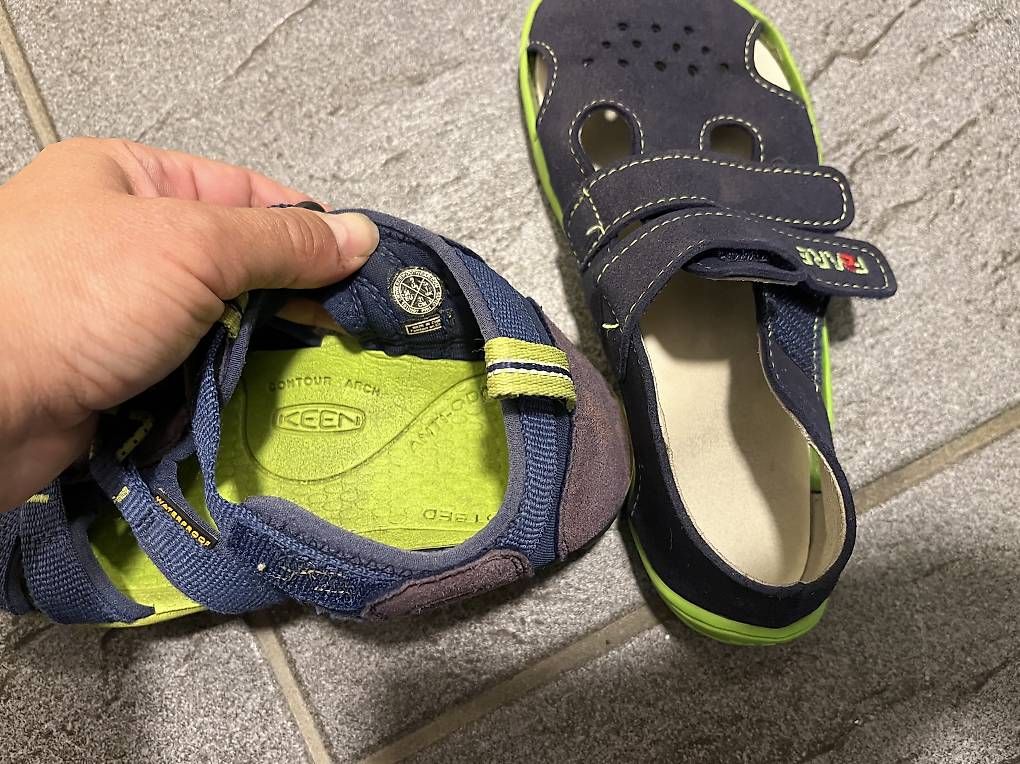 Schuhe für Jungen: Schuhe gr 31/32 – Gebraucht aus Bülach von Lunaromina 1