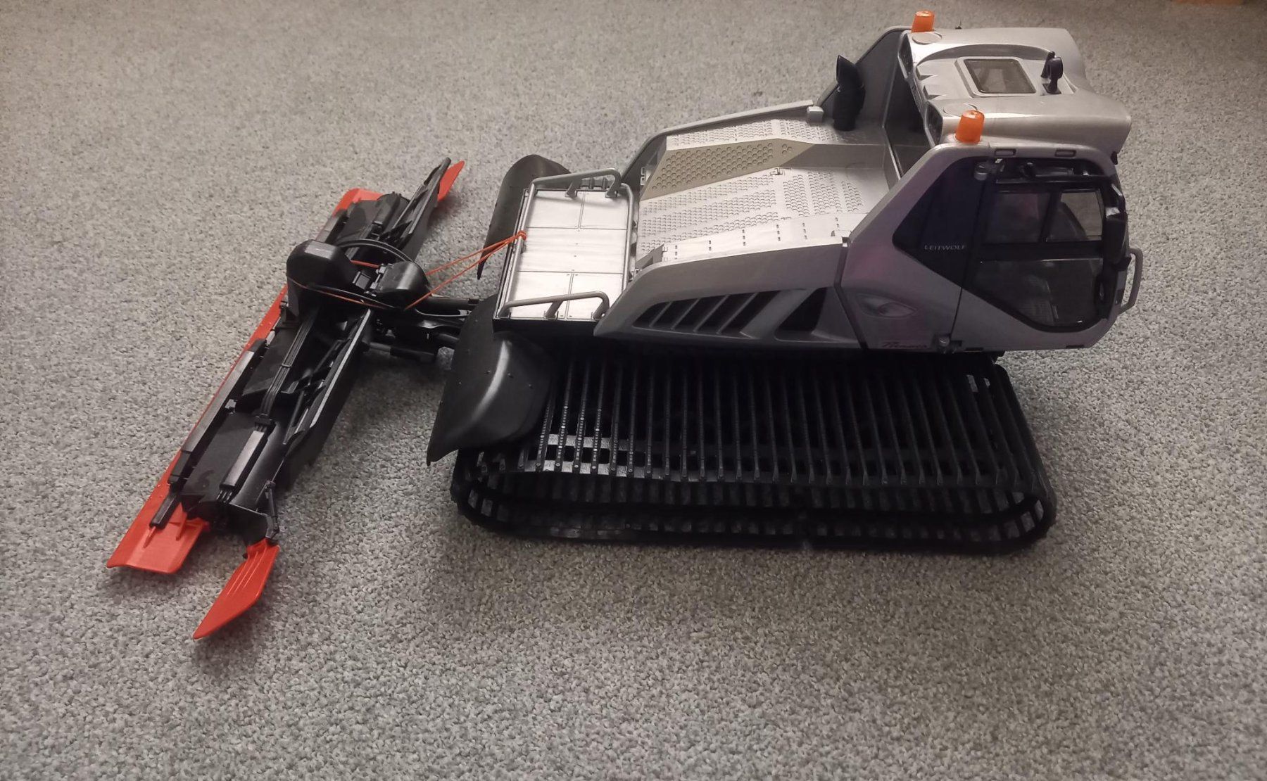 Bruder Spielzeuge: Bruder Pistenbully Leitwolf gebraucht – Gebraucht aus Zürich von steibo