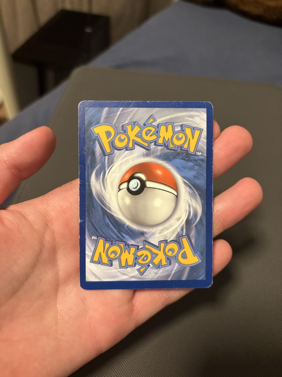 Pokémon Sammelbilder & Trading cards: Glaceon Vmax Evolving Skies Poor condition  – Gebraucht aus St.Gallen von Xenia-1234 1
