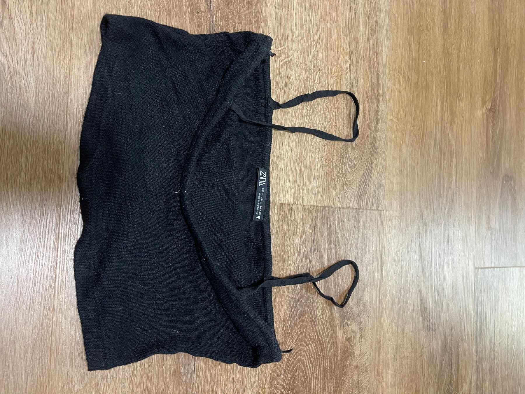 Zara Top: Zara Top schwarz Gr S – Usato da Bassersdorf venduto da Sandy456 1