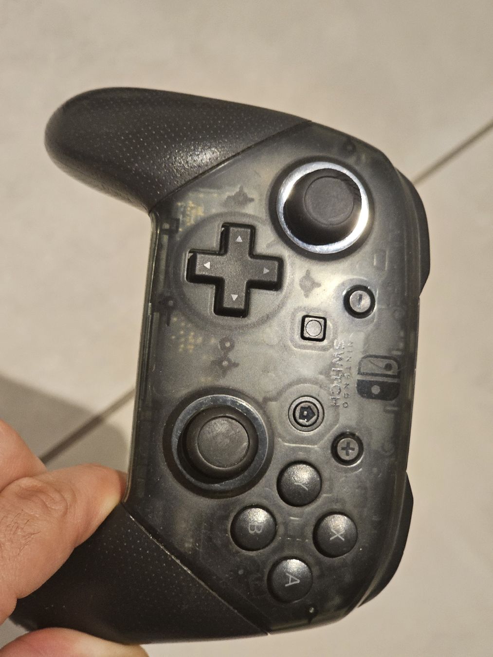 Nintendo Console: Nintendo Switch Controller Original gebraucht ab CHF 1! – Difettoso da Wohlen AG venduto da niki31