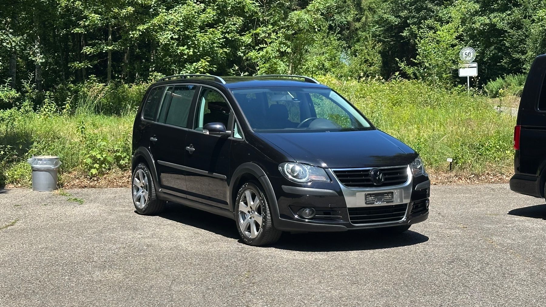VW Automobili: VW Touran Cross 2.0 TDI – Usato da Bronschhofen venduto da -BeeN-