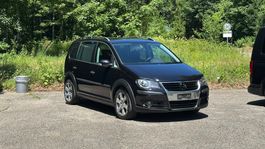 VW Touran Cross 2.0 TDI