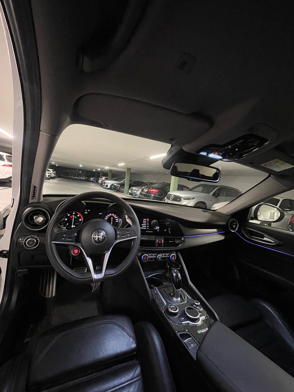 Alfa Romeo Automobili: Alfa Romeo Giulia 2.2 jtdm weiss – Usato da Bülach venduto da mil_s2xx 6