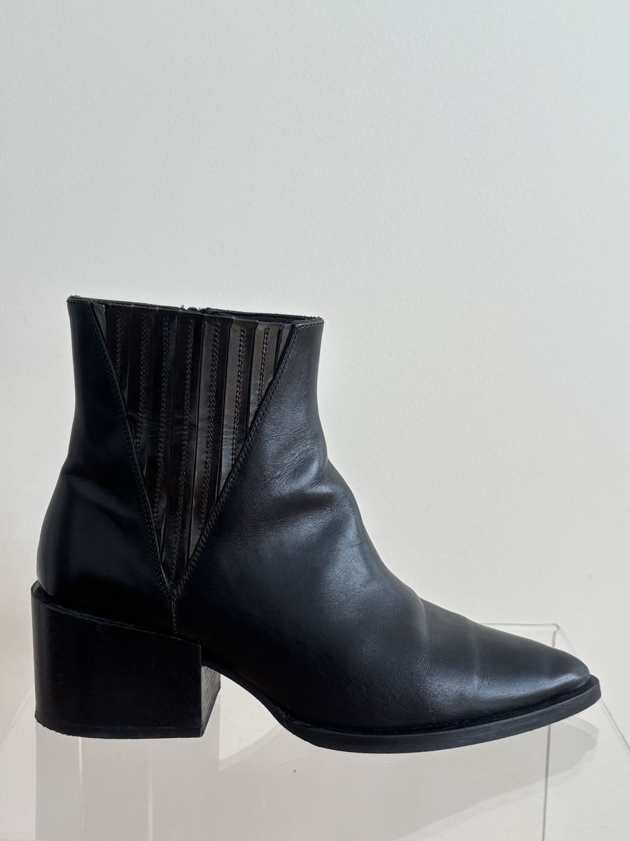 Scarpe da donna: Bottines Pertini cuir noir (40) – Nuovo (secondo la descrizione) da Lausanne venduto da HelenaK