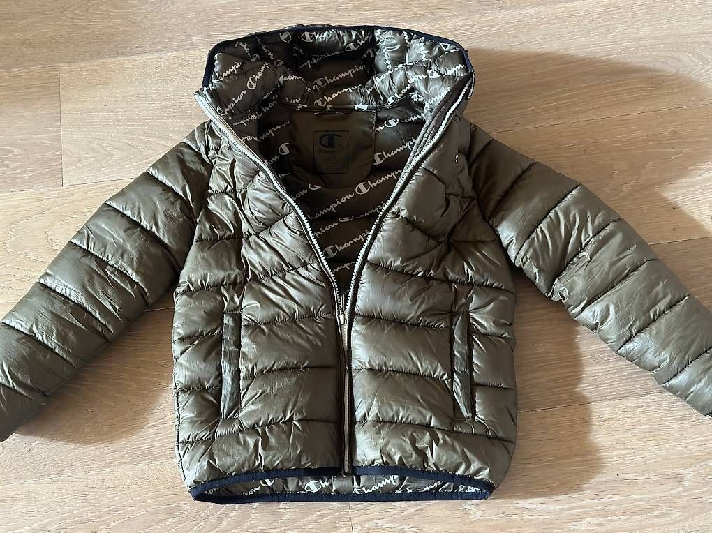 Jacken & Mäntel: Gefütterte Kinderjacke Champion Gr. S – Gebraucht aus Merlischachen von Jamie-Tristan 4