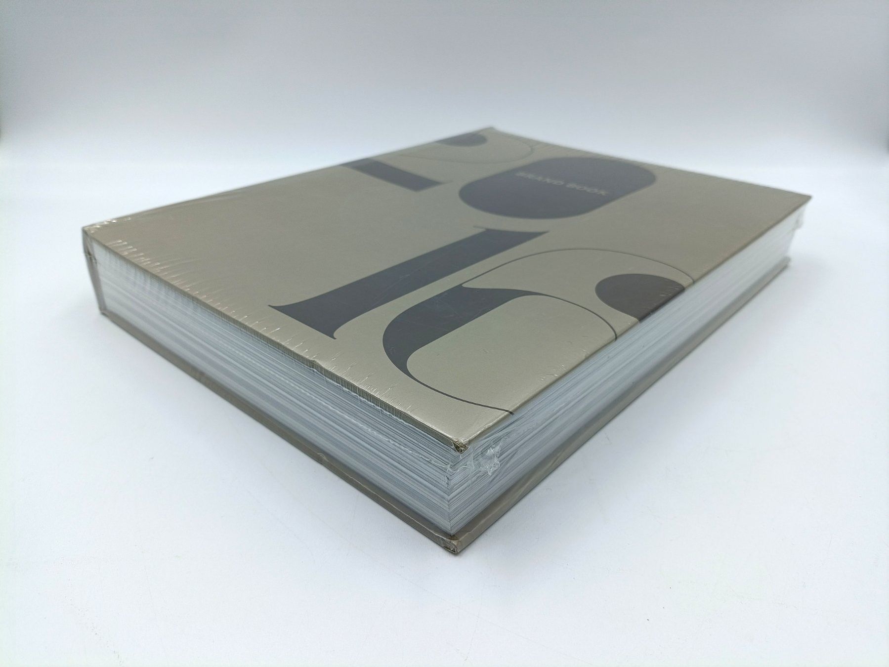 Libri: Baselworld Brand Buch 2016, NEU – Nuovo e nell'imballaggio originale da Wil SG venduto da Donaldus 3