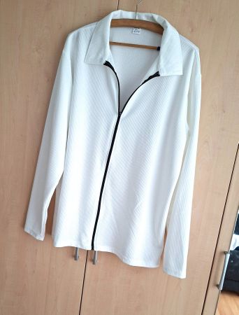 1  feines Herren Jäckli weiss gr XXL