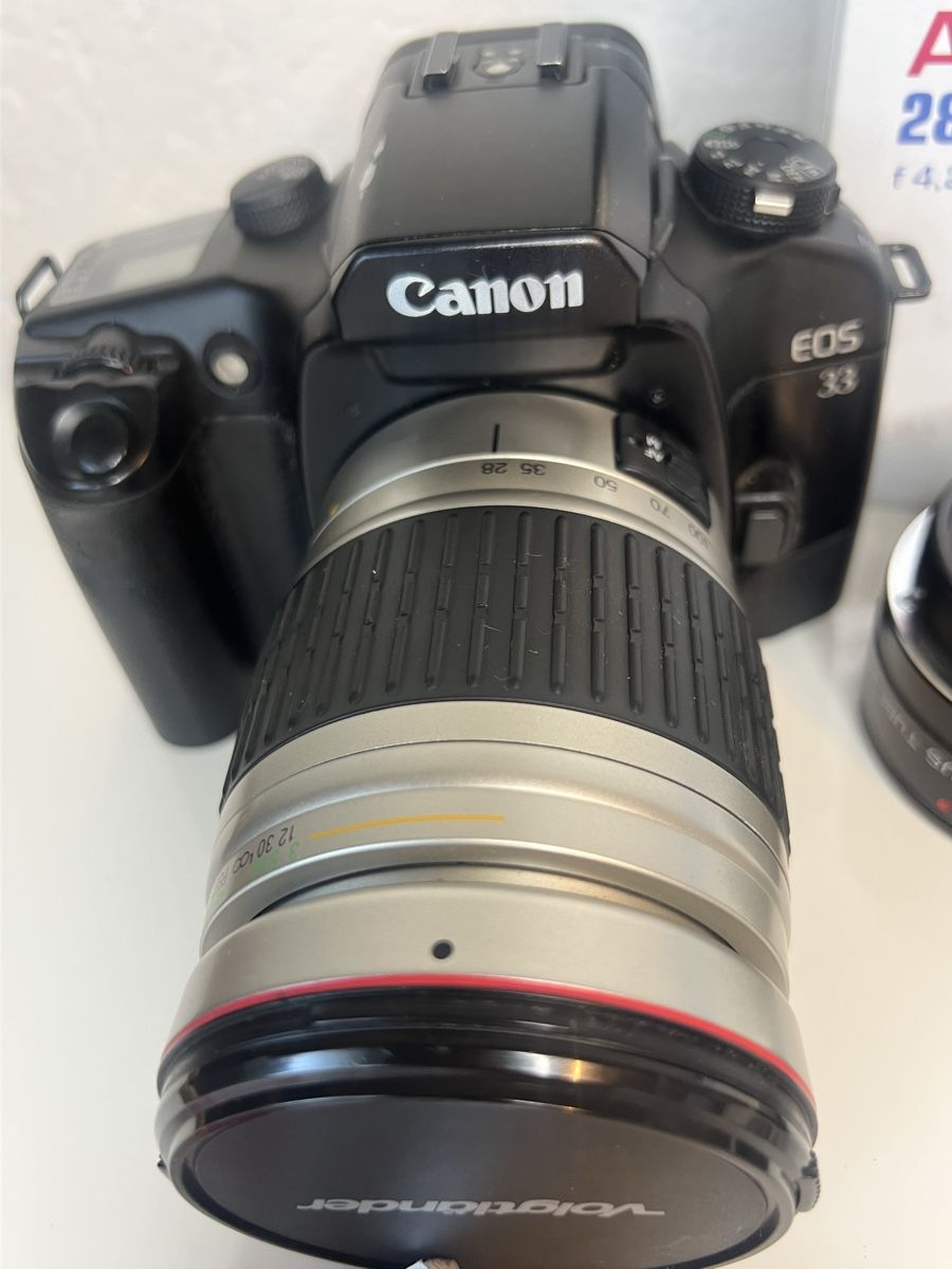 Canon Fotocamera: Canon EOS 33 argentique avec objectifs Voigtländer – Usato da Ipsach venduto da Worrior23 7