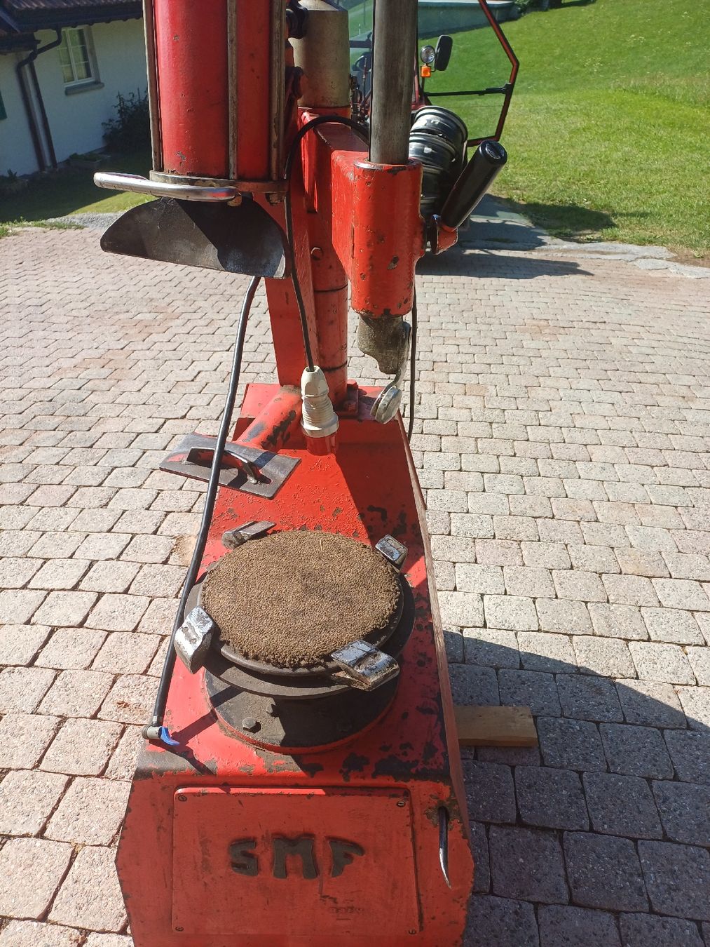 Alle Maschinen: Pneumontiermaschine – Gebraucht aus Flumserberg Theim von rollo02 1