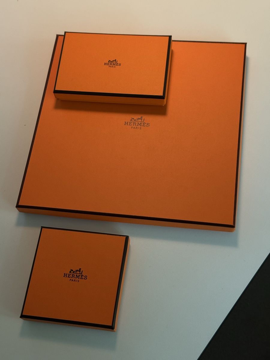Altro in Decorazioni & Accessori: Hermes box set – Nuovo e nell'imballaggio originale da Zürich venduto da Anastasiya_g