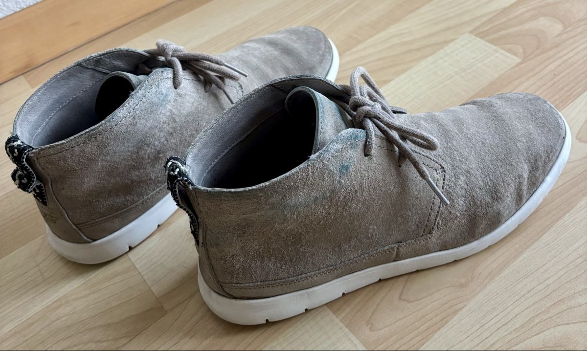 Ugg Scarpe da uomo: Uggs Sneakers beige 42 in Wildleder – Usato da Bern venduto da larrybird 3