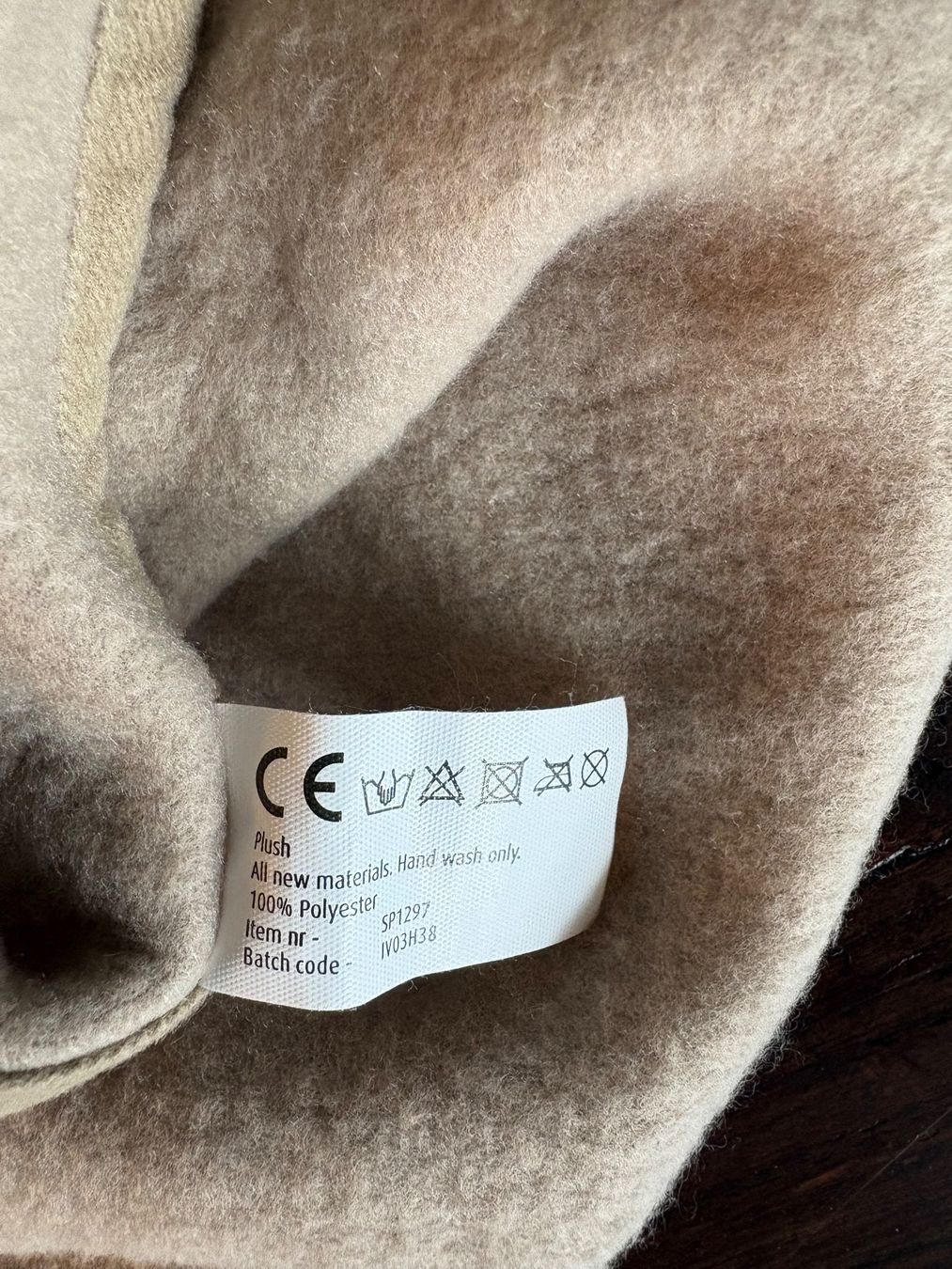 Coperte: Kuschelige Igel-Decke mit Kapuze, mit Igel Plüschtier – Usato da Liestal venduto da thomasbaltzer 2