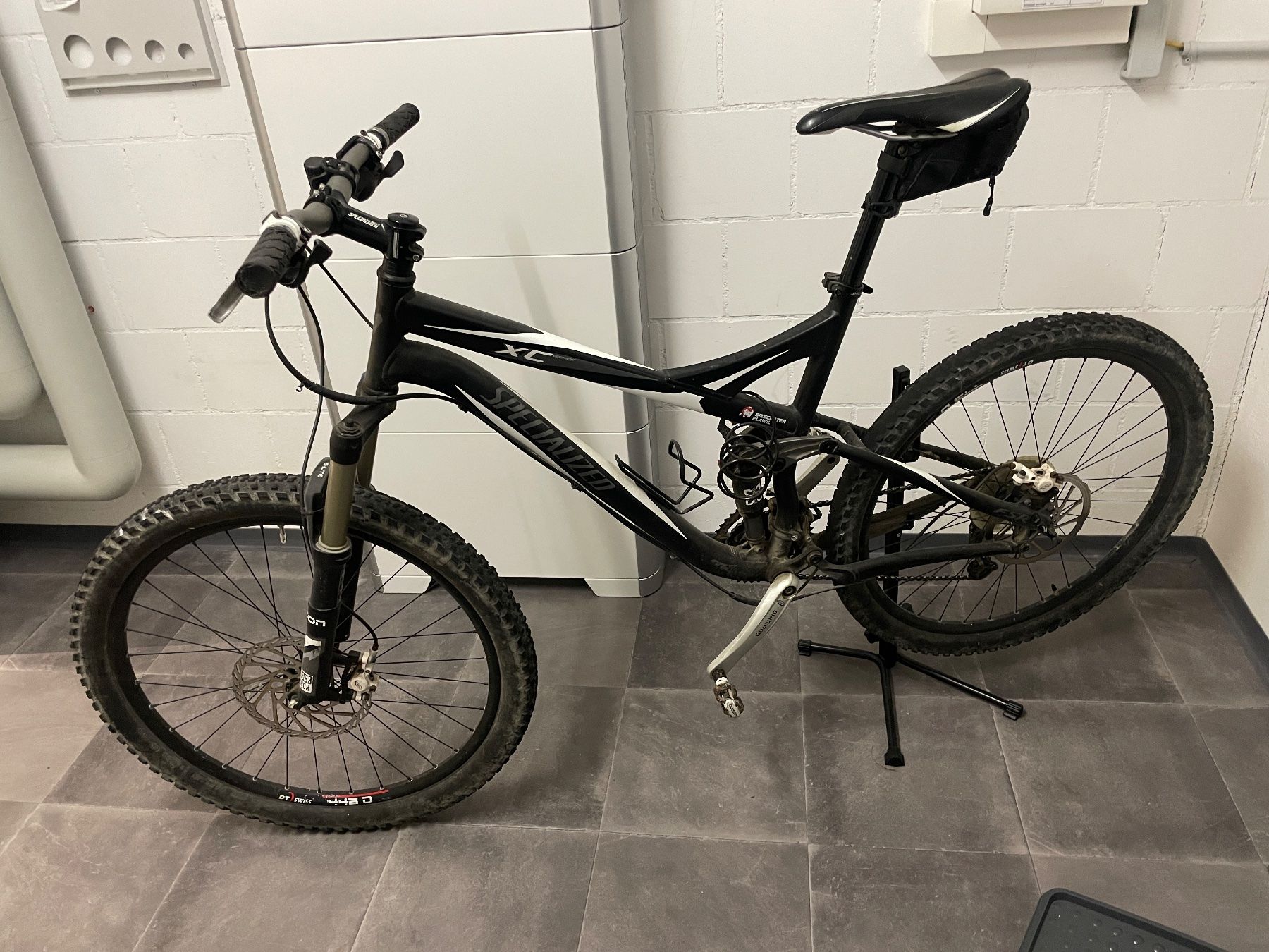 Specialized Velos: Specialized FSR XC Expert - Large - 26 Zoll – Gebraucht aus Niederuzwil von  1