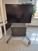 Microsoft Surface Hub 2S, auf Teams Rooms updated