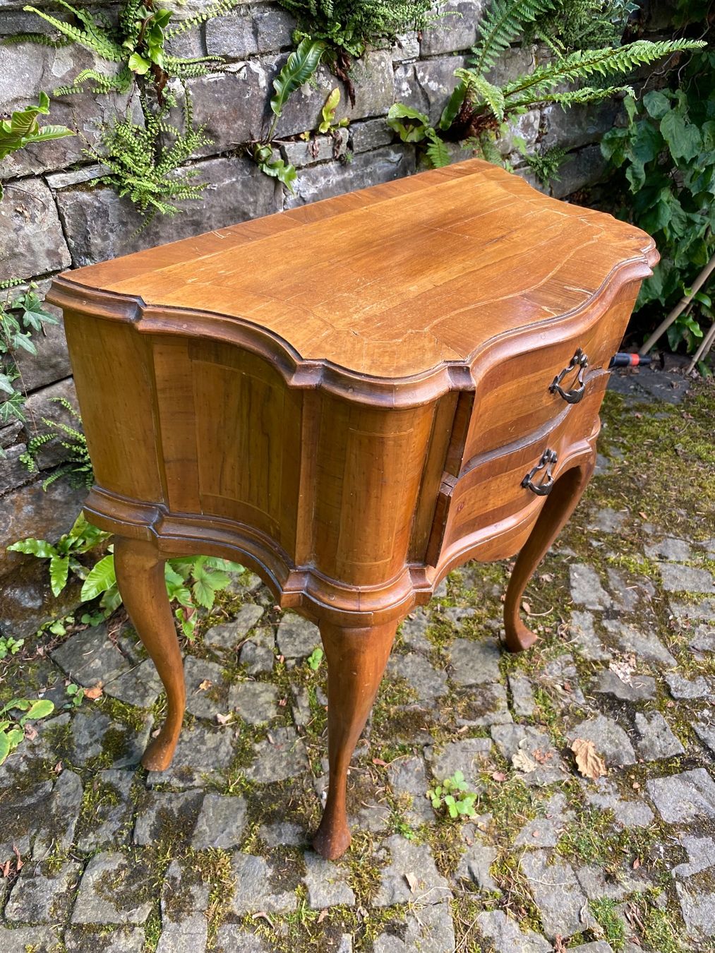 Tavoli: Beistelltisch Antik mit Schubladen shabby chic – Usato da Wallisellen venduto da skorpion-11 2