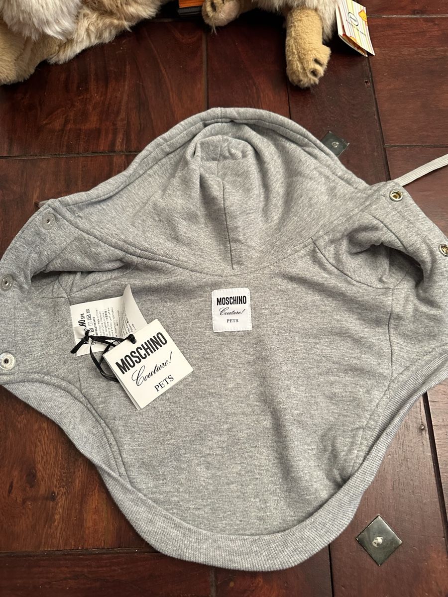 Moschino Jacken: Moschino PET Jäckchen neu  – Neu (gemäss Beschreibung) aus Bern von Ruhrallee 2