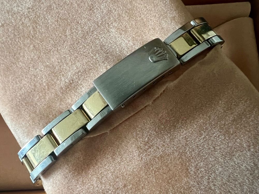 Rolex Orologi: ROLEX Oyster Perpetual 26, Ref. 6917, Automatic, with box – Usato da Le Mont-sur-Lausanne venduto da LycaGallery 6