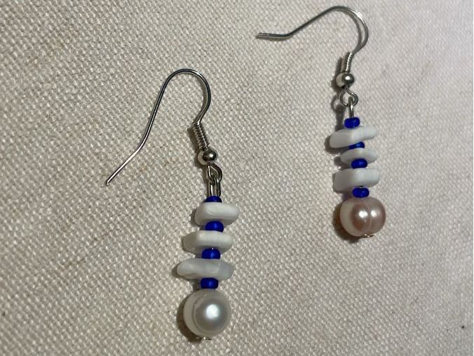 Orecchini pendenti & Orecchini a lobo: ALLES RAUS Ohrringe Perlen handgemacht – Nuovo (secondo la descrizione) da Kloten venduto da simones.thriftshop