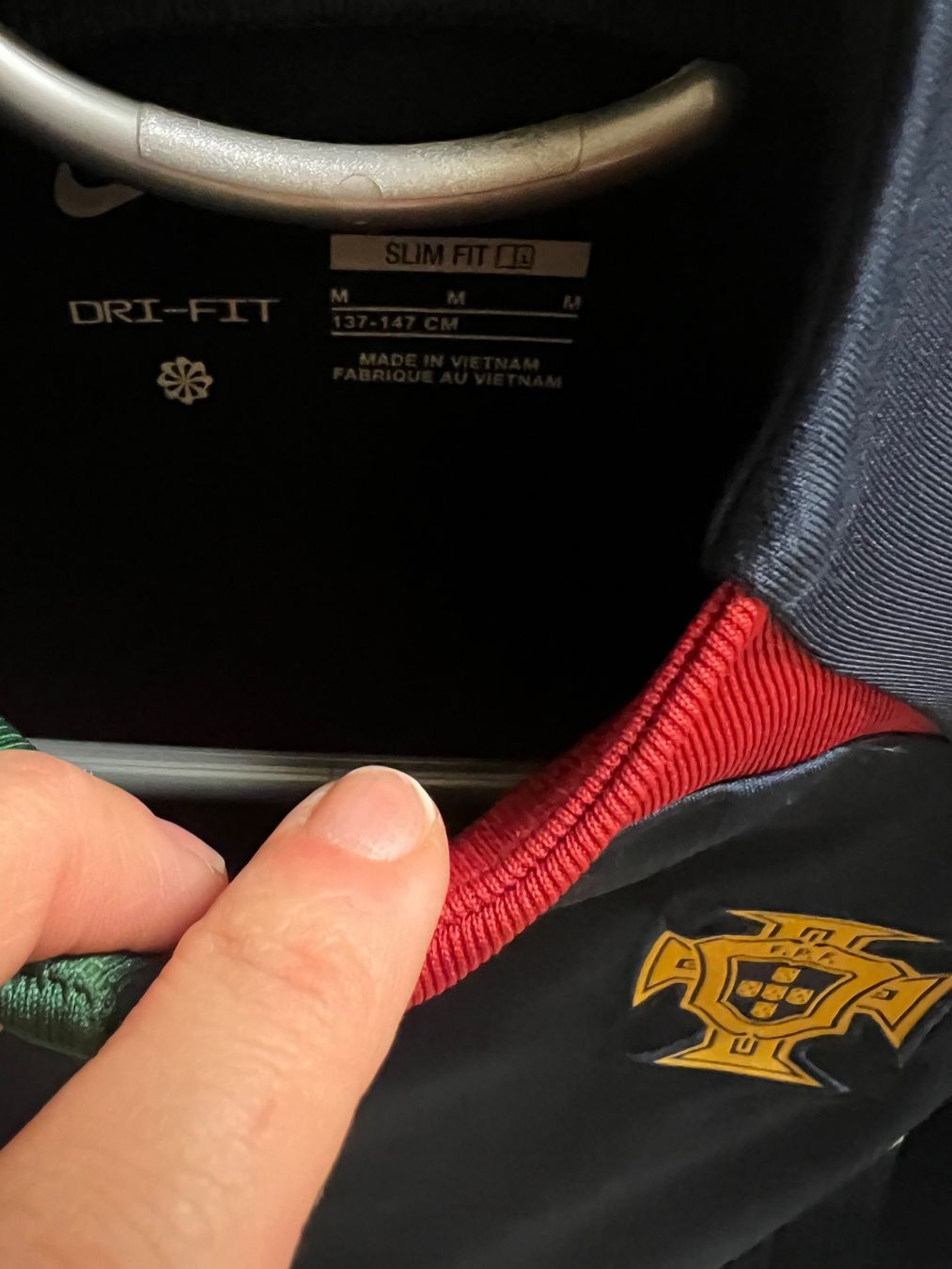 Nike Camicie, T-shirt & Polo: Nike Fussballshirt – Usato da Ebikon venduto da Venus025 3