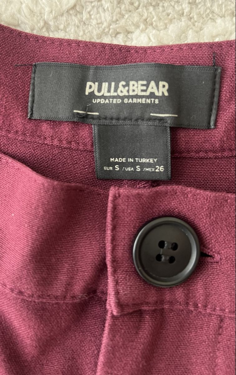 Pull&Bear Hosen: Stoffhose Pull&Bear bordeaux weit geschnitten Grösse S – Neu (gemäss Beschreibung) aus Spreitenbach von sah_9glw 2