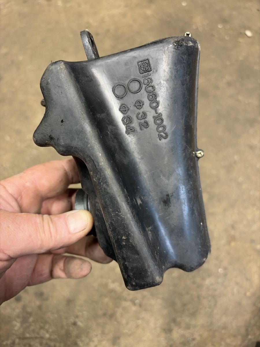 Kawasaki Altro: Kawasaki Luftfilter Kasten  – Usato da huttwil venduto da Pakora