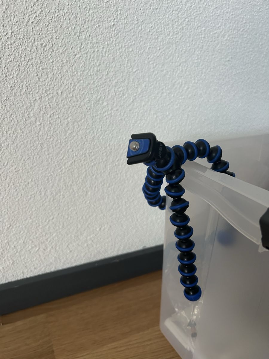 Treppiedi & Teste: Kleines Kamera Stativ mit beweglichen Beinen – Usato da Uster venduto da xBeccax 3