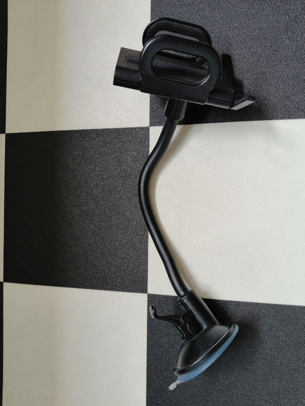 Staffe: handyhalter fürs auto – Nuovo (secondo la descrizione) da kloten venduto da schau-mal-da