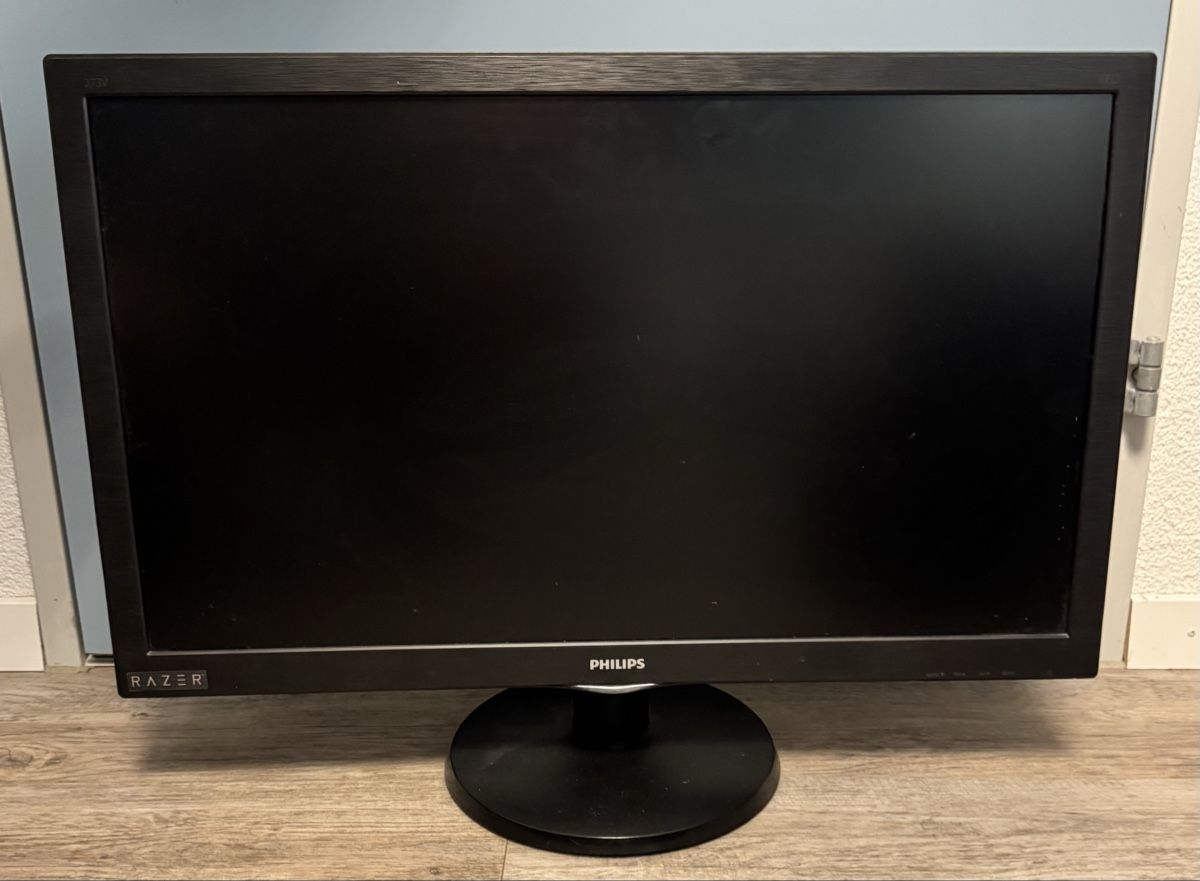 Ecrans: Philips 27" Monitor Full HD 60Hz – D'occasion à Seuzach par Tobias_k