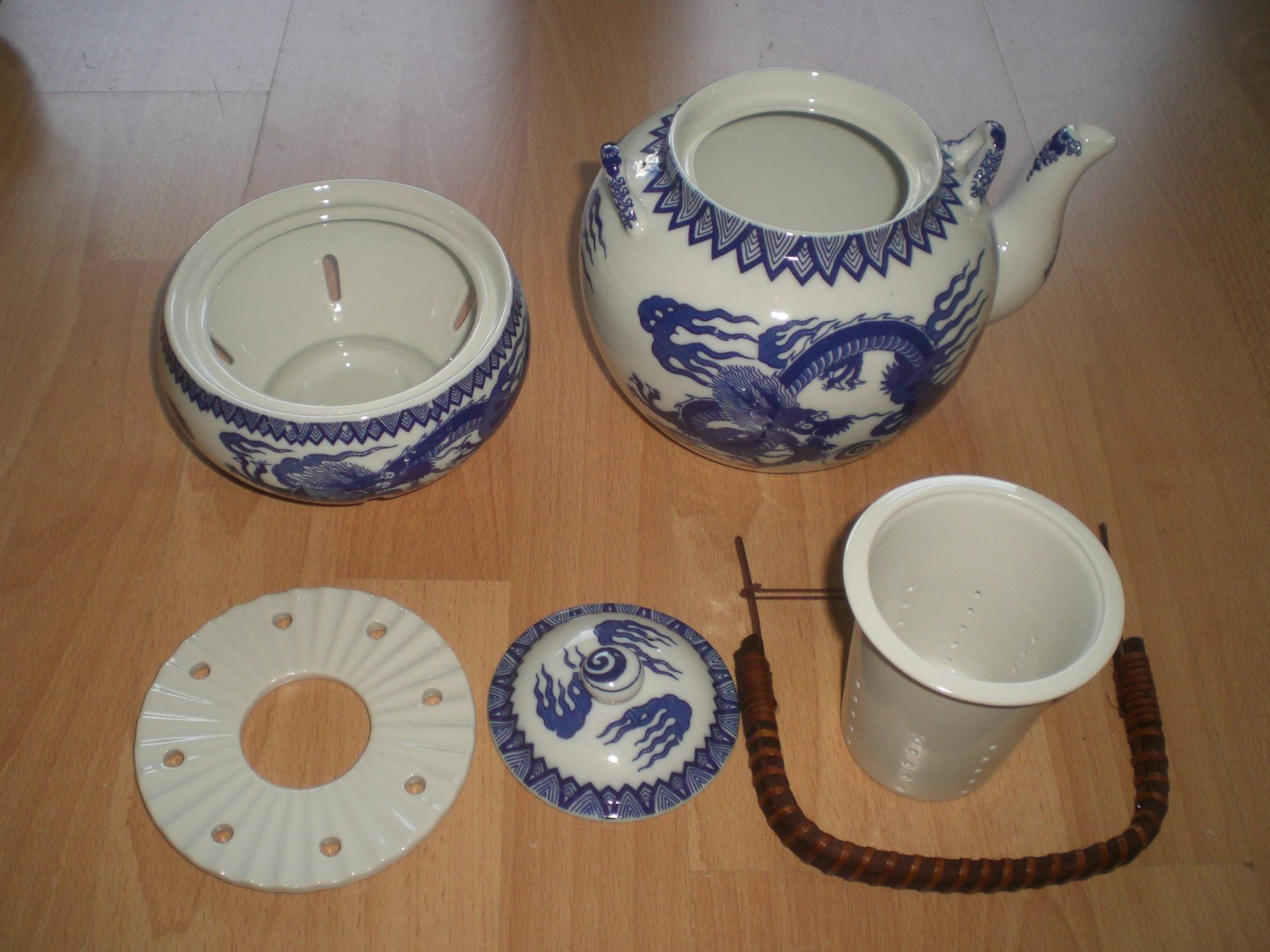 Teiere: Echtes japanisches Teeset mit Drachen Motiven – Nuovo e nell'imballaggio originale da Grellingen venduto da Neuron67 7