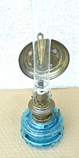 Lampade: Antike, schöne, blaue Petrollampe – Usato da Effretikon venduto da Heimstudio 4
