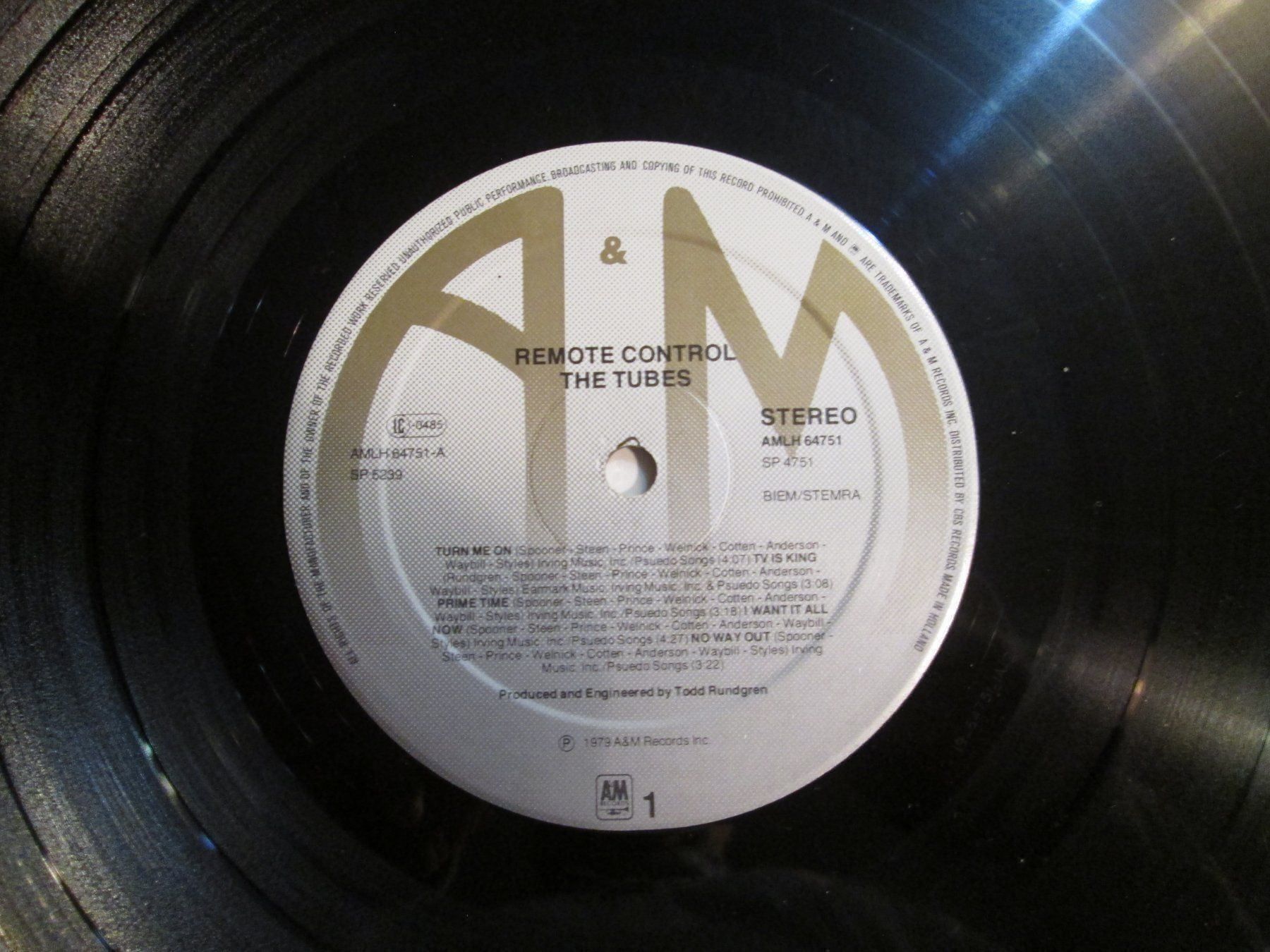 Dischi in vinile: Vinyle 33t The Tubes - Remote Control (1979) – Usato da la Chaux-de-Fonds venduto da Lampe 1