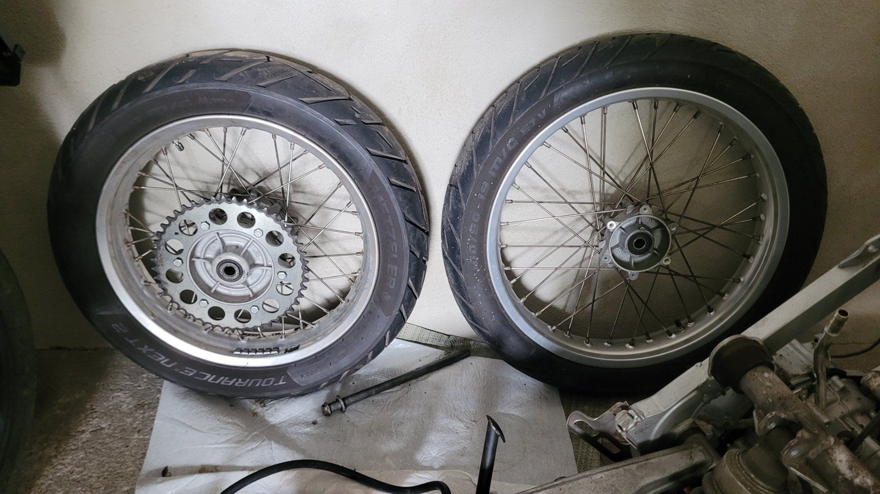 BMW Alle Motorradersatzteile: BMW F650 GS – Gebraucht aus Basel von Seafire 2