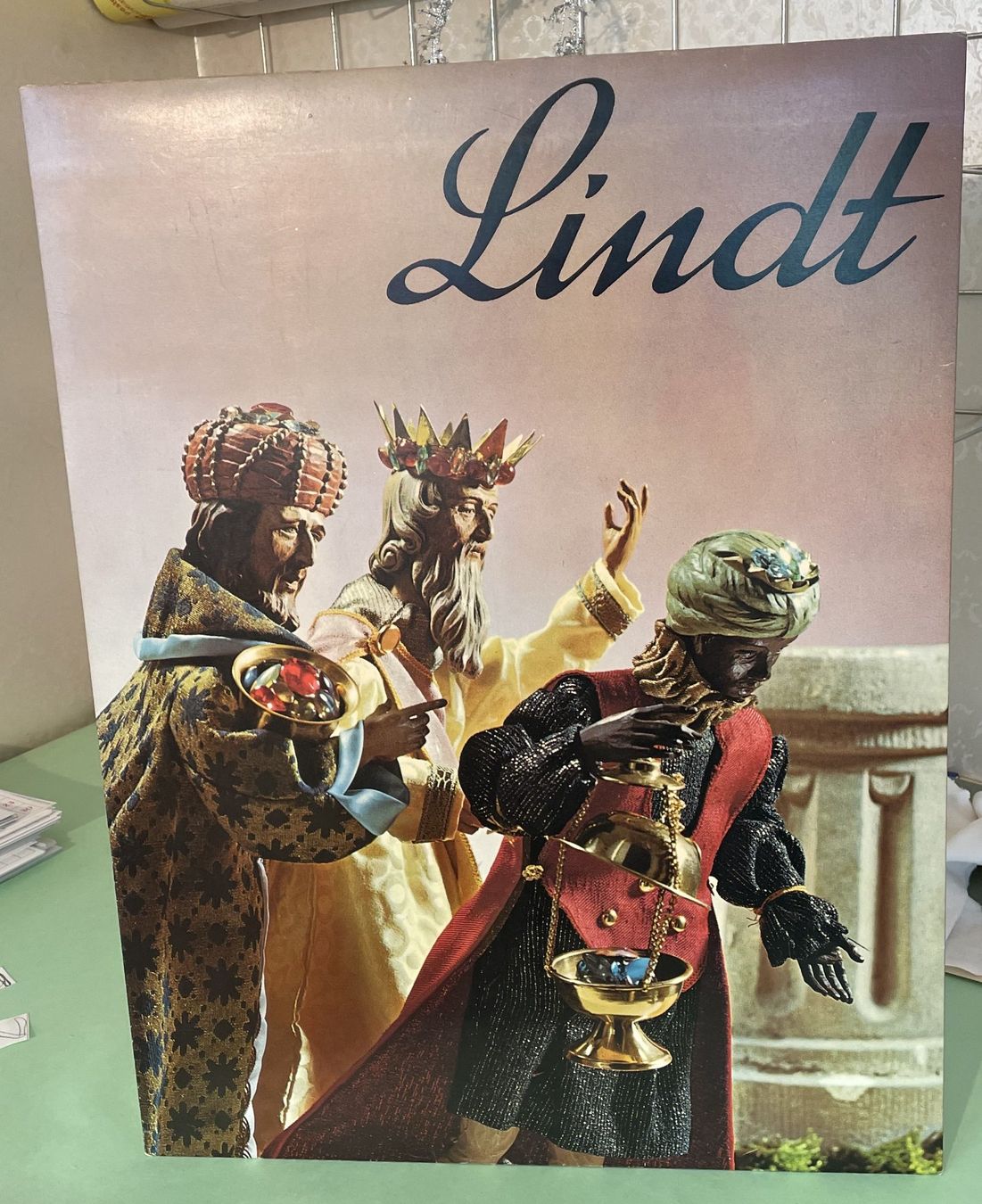 Foto & Immagini: Werbeplakat - Aufsteller von Lindt – Usato da Thayngen venduto da Flomibrocki_1 1