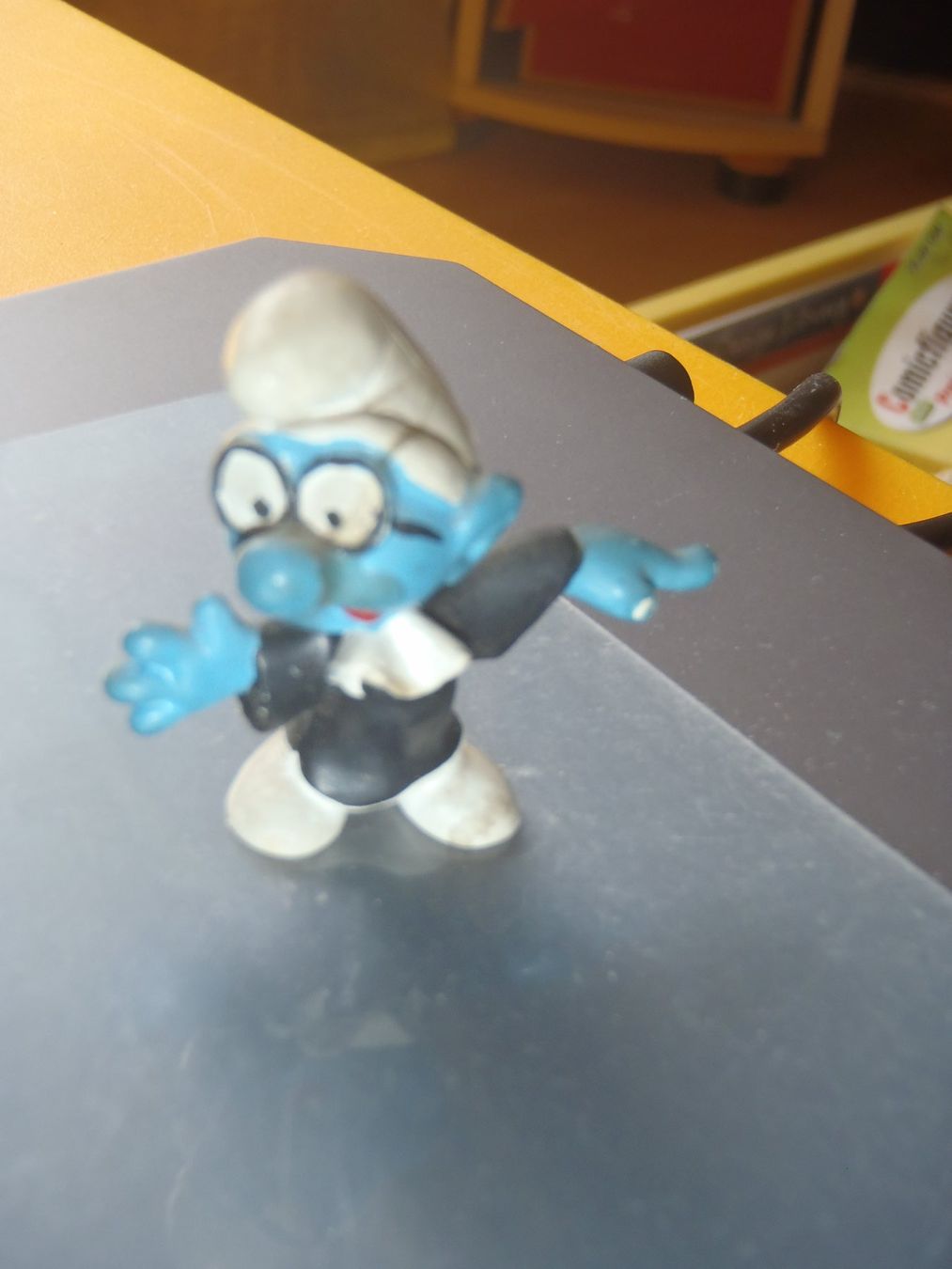 Schleich Statuette: Schlumpf Juristenschlumpf – Usato da Basel venduto da rozi6462 2