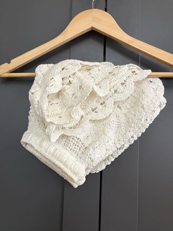 Damen Shorts gehäkelt weiss Grösse XS-S guter Zustand