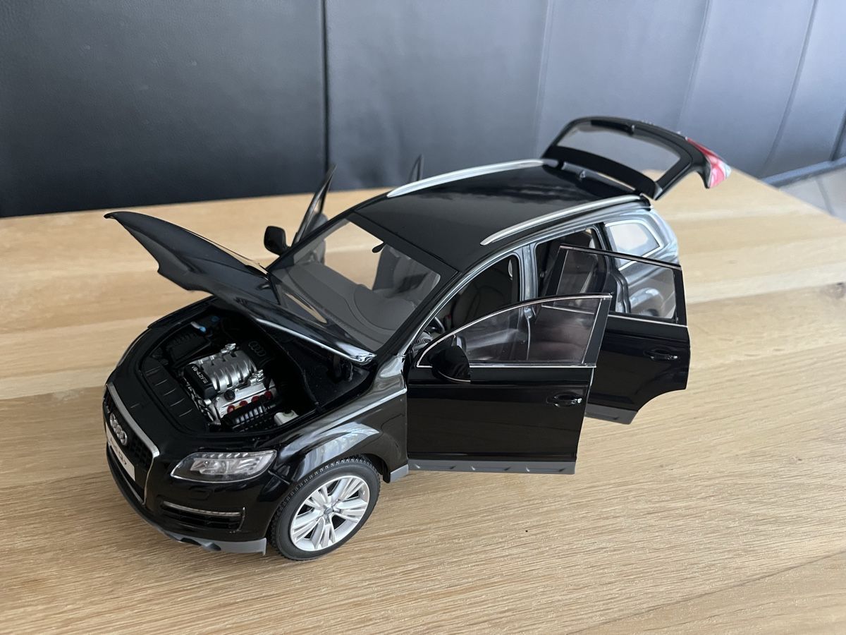 Kyosho Modellautos: Audi Q7 facelift 1/18 Kyosho!! – Neu (gemäss Beschreibung) aus Léchelles von Mlinspiration 3