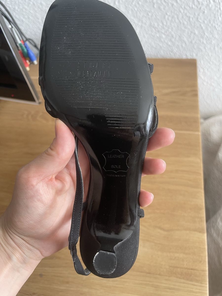 Stuart Weitzman Scarpe da donna: Stuart Weitzman Sandalen, Schwarz, Grösse 37, Elegant! – Usato da Horgen venduto da sel_qc25 2