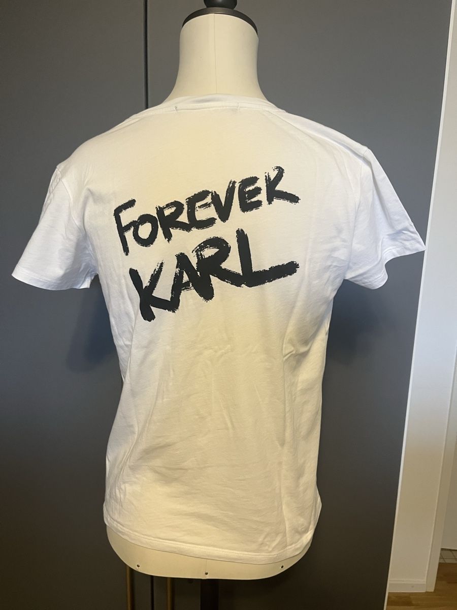 Karl Lagerfeld T-shirt: Karl Lagerfeld Tshirt Gr. S – Usato da Zollikerberg venduto da LLV 1