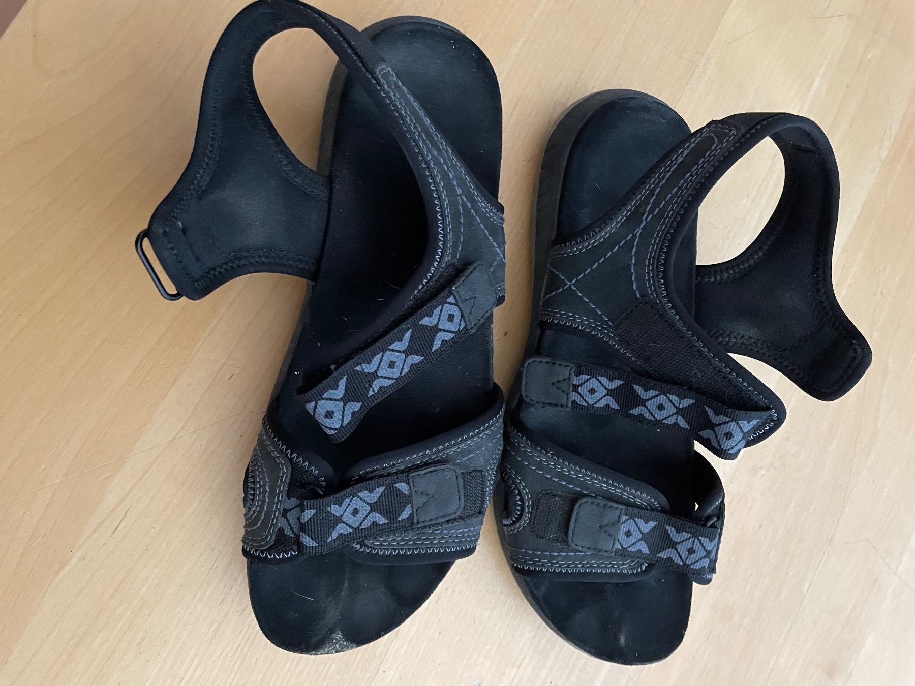 Scarpe da donna: Sandalen gr.39 – Usato da Zofingen venduto da Hathoway 1