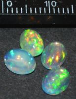 Edelstein Set L-8029 – 4 Äthiopischer Opal Cabochon je 7x5mm