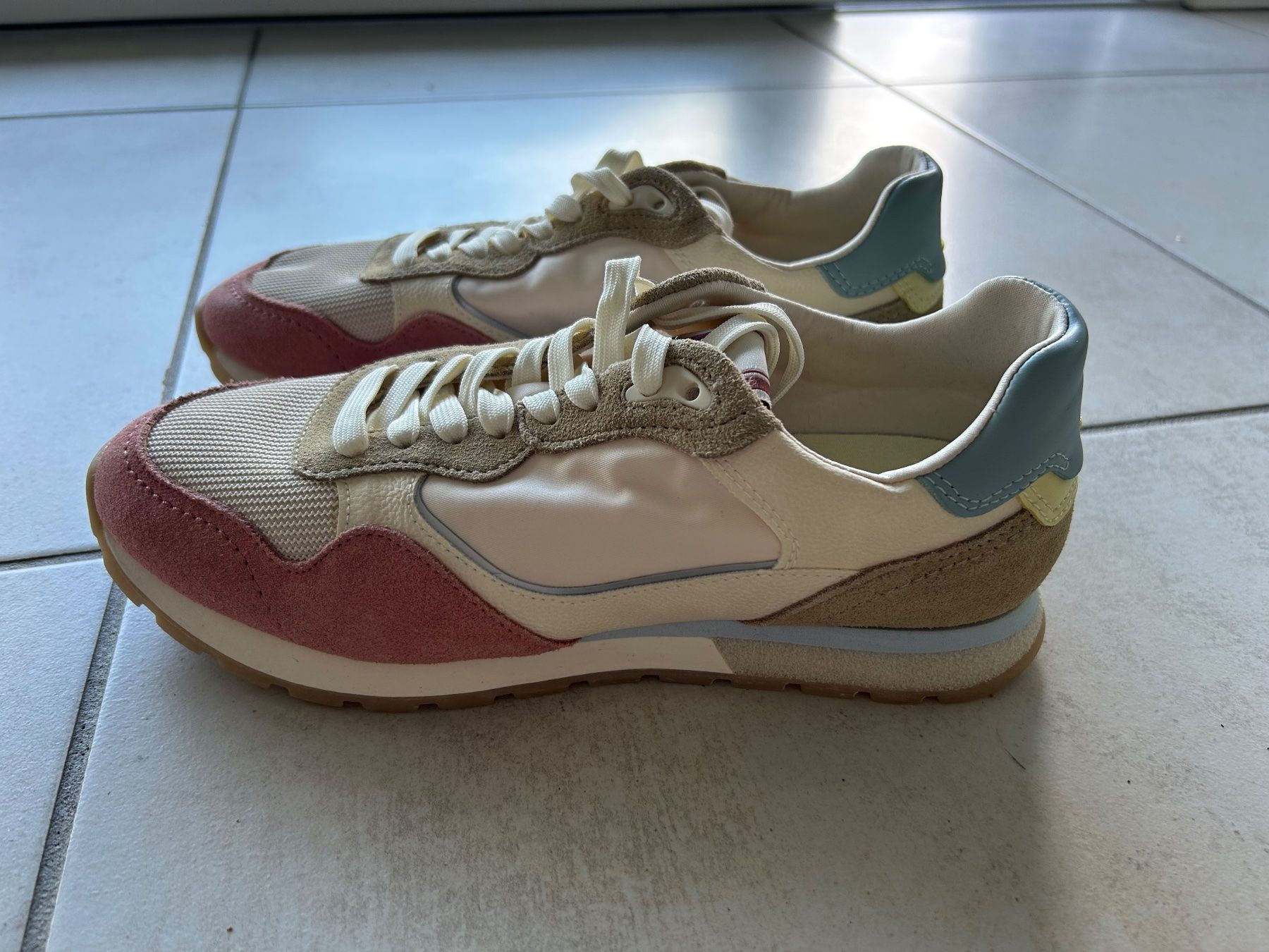 Zara Scarpe da donna: Basket Zara neuve – Usato da Courrendlin venduto da loko2910 1