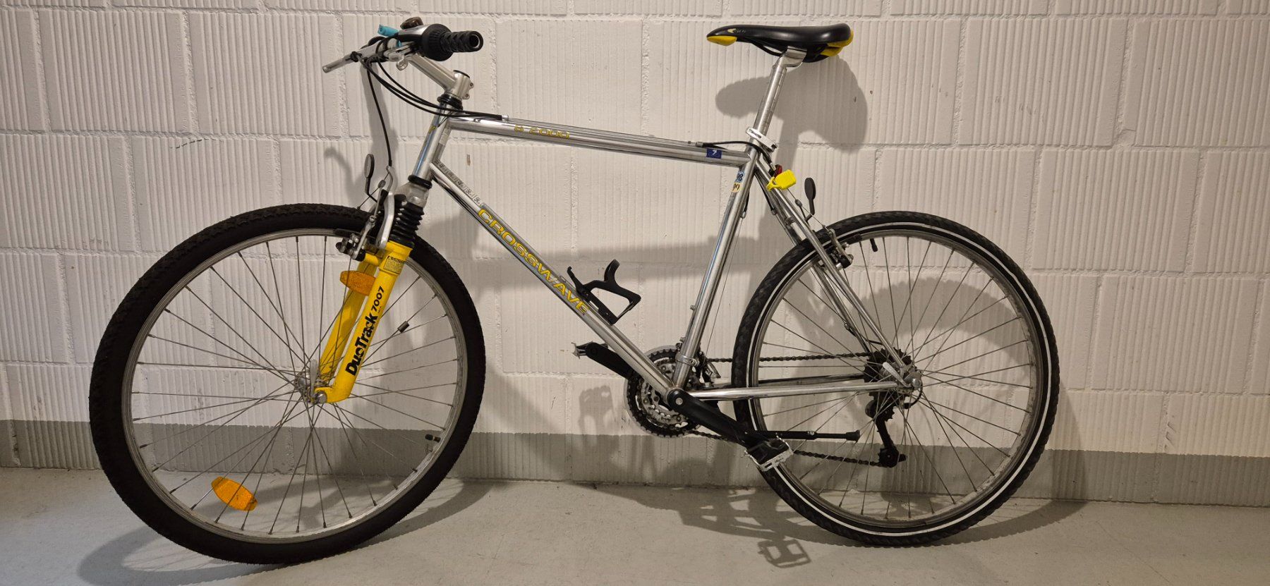 Vélos: Vélo de route chromé – D'occasion à Villars-sur-Glane par Verocac 9