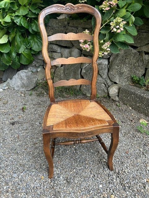 Chaises: Dekorativer Stuhl ca. 1920 – D'occasion à Luzern par Ruth412