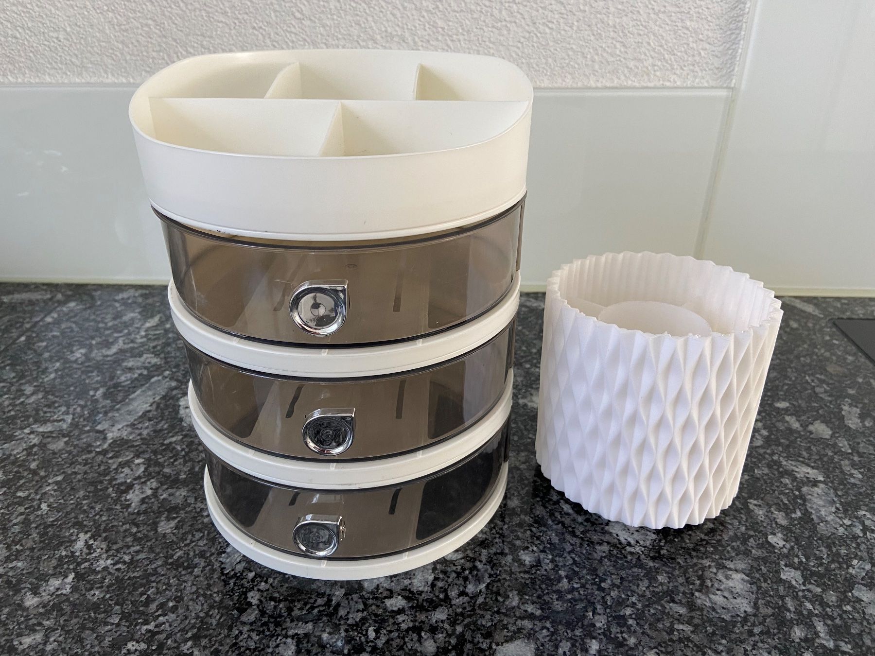Contenitori & Simili: Schmink-Kosmetik Organizer – Usato da zeihen venduto da Racer-71 1