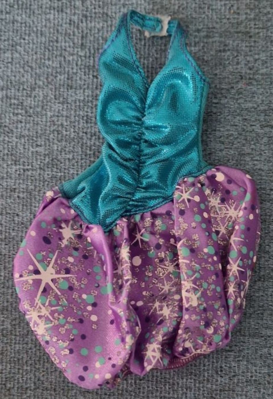 Puppen: Robe pour Barbie – Gebraucht aus Couvet von Pioune